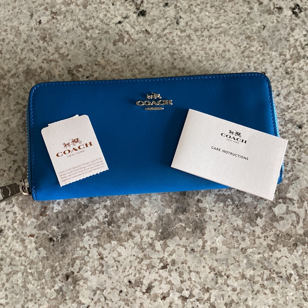 NWT COACH Accordion Zip Wallet Blue with Silver tone Accents - Picture 7 of 15